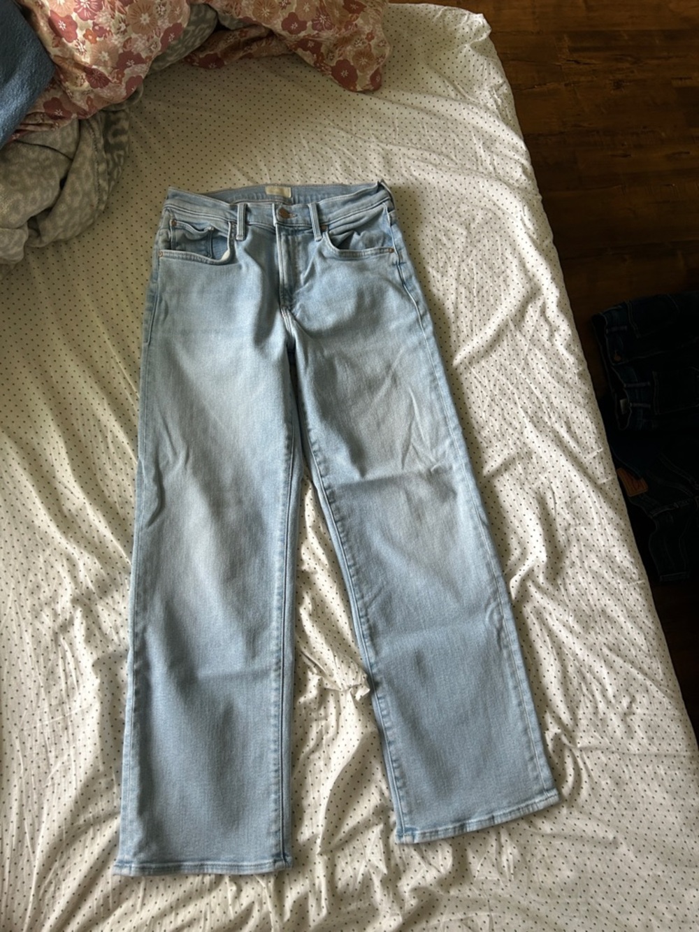 MOTHER The Mid Rise Rambler Zip Ankle Jean - Picture 5 of 5
